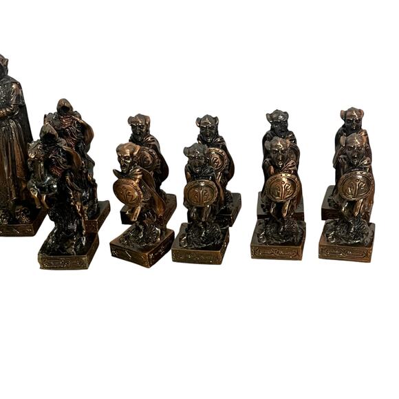 Design Toscano Mystical Legends Chess Set Silver Copper - Picture 16 of 16